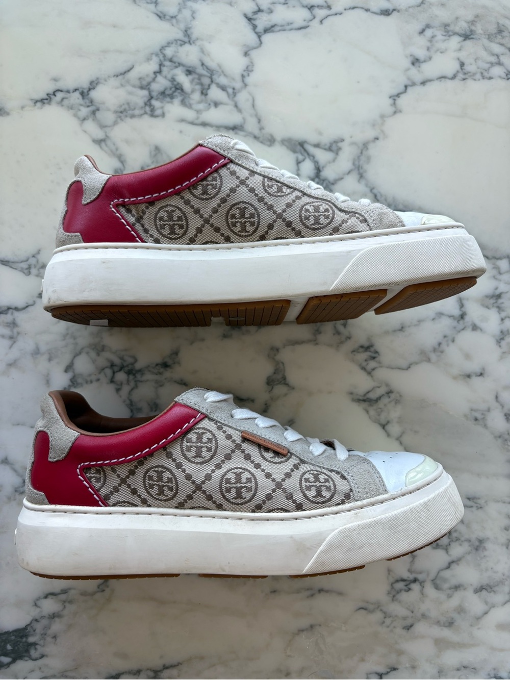 Tory Burch T Monogram Ladybug Sneakers red and beige monogram sz 10